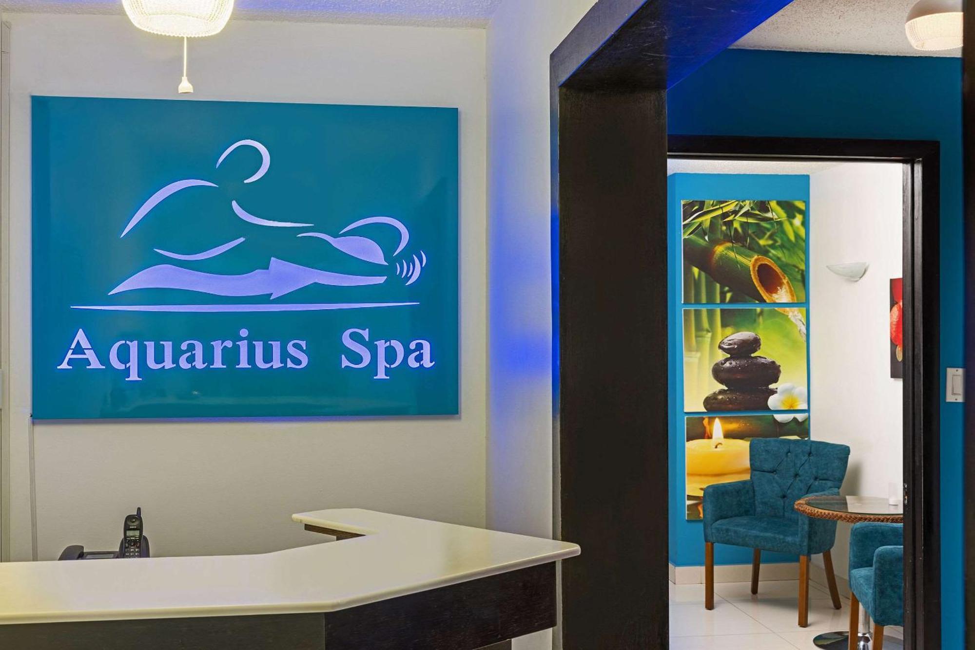 סימפסון ביי The Atrium Beach Resort And Spa, Ascend Hotel Collection מראה חיצוני תמונה