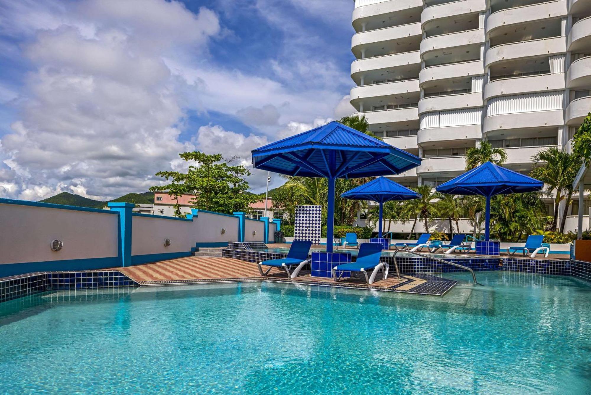 סימפסון ביי The Atrium Beach Resort And Spa, Ascend Hotel Collection מראה חיצוני תמונה