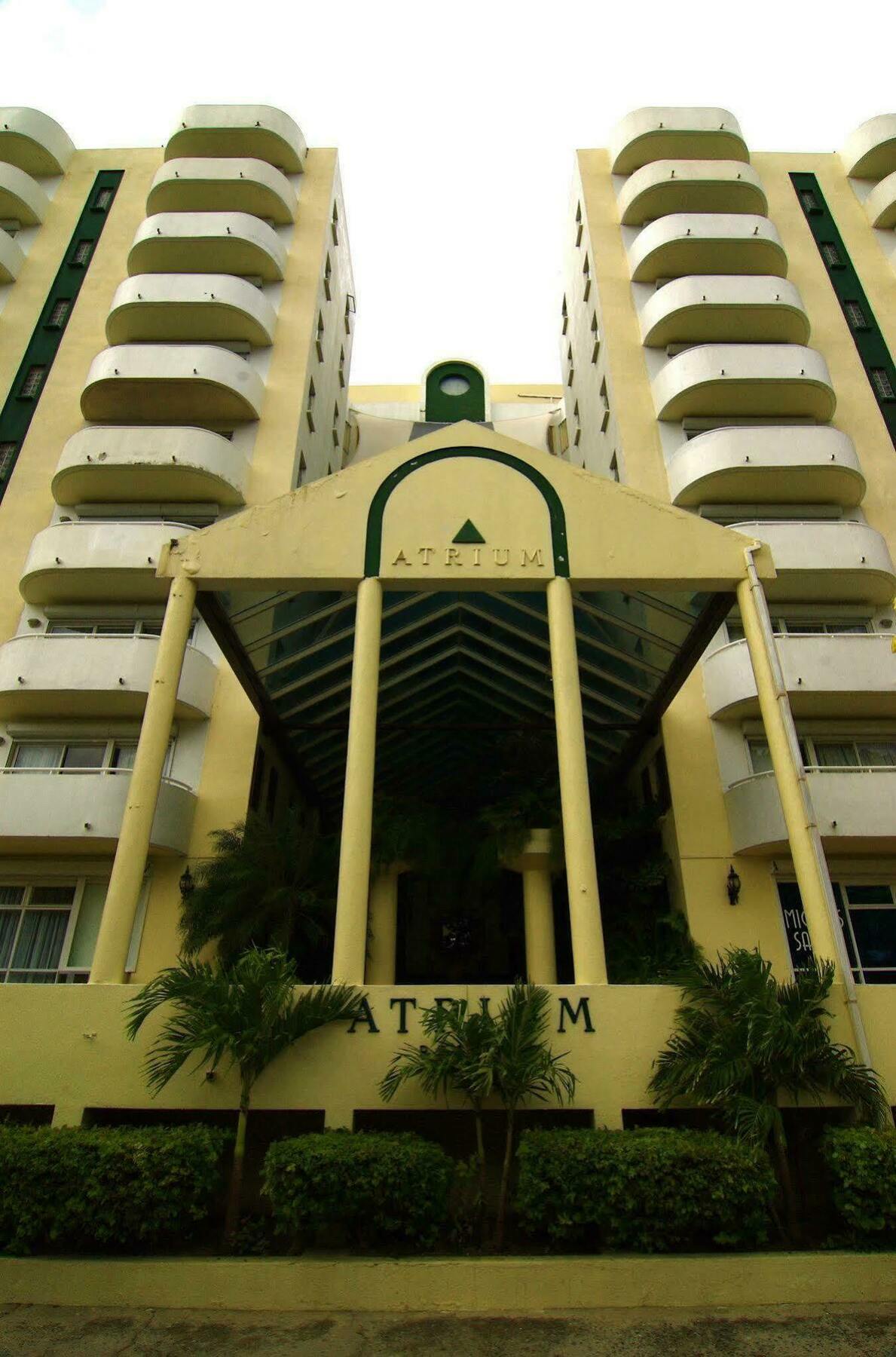 סימפסון ביי The Atrium Beach Resort And Spa, Ascend Hotel Collection מראה חיצוני תמונה